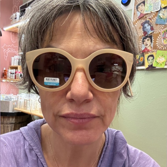 Blue planet eyewear recycled wood and plastic polarized sunglasses NWT - Picture 2 of 9